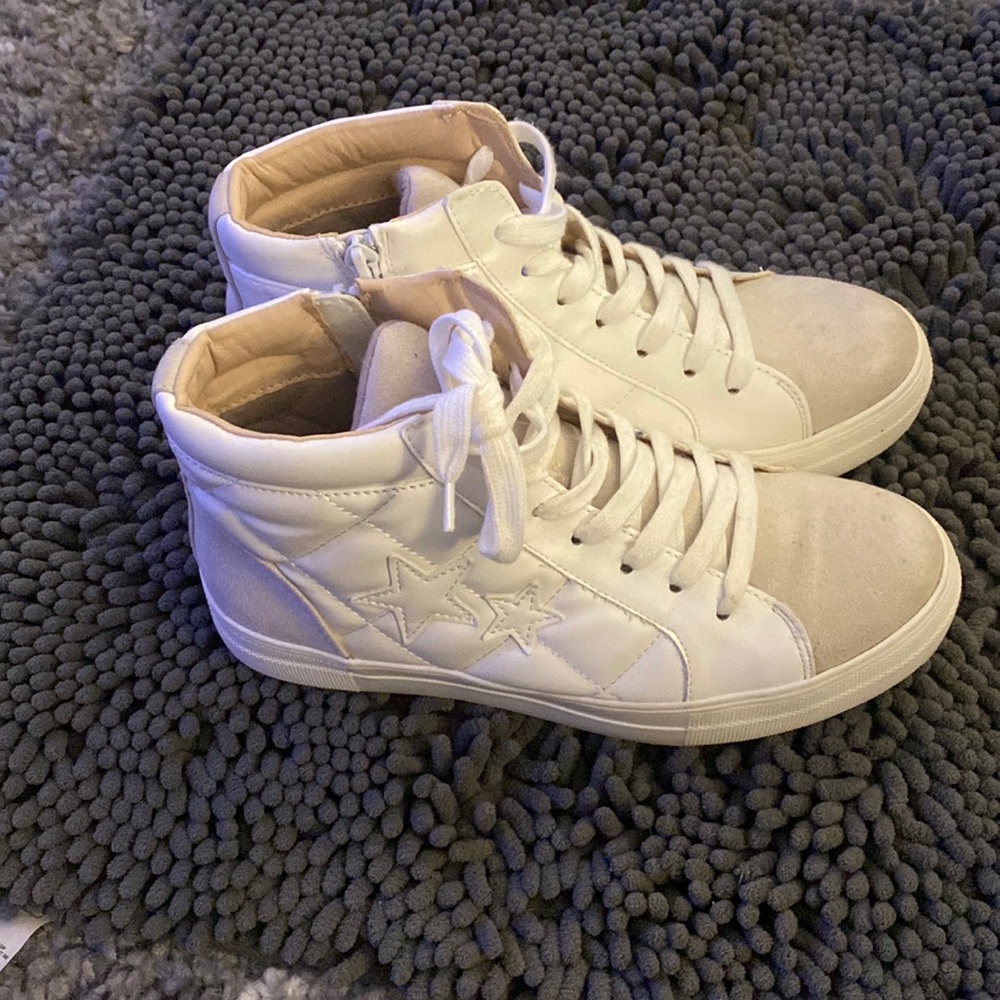 SODA HIGH TOP ZIP SHOES LACE UP SIZE 8